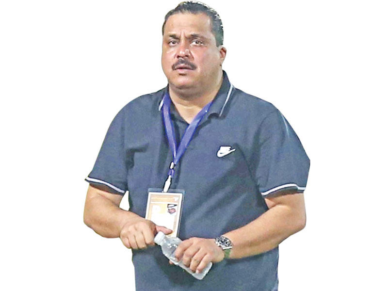 عبدالعزيز حمادة