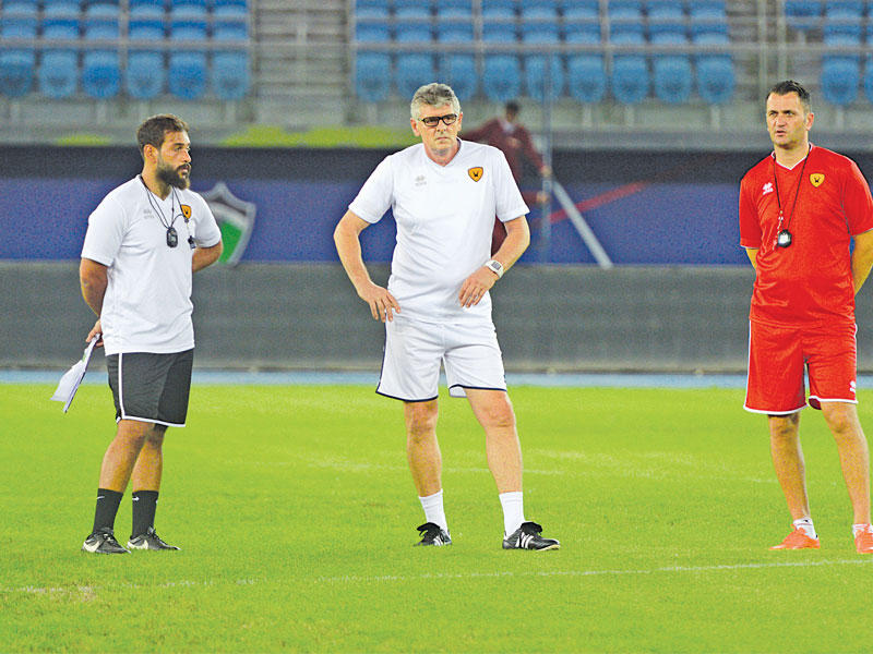 داليبور ومساعداه ميلينكو والمشعان