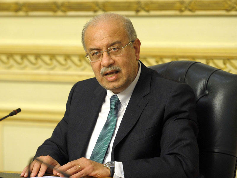  رئيس الوزراء المصري شريف إسماعيل