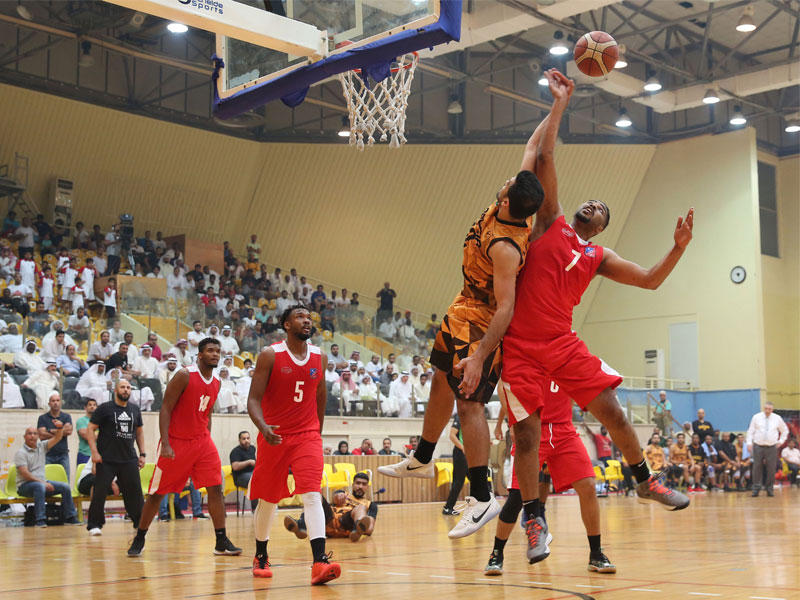 جانب من النهائي الاخير بين الفريقين