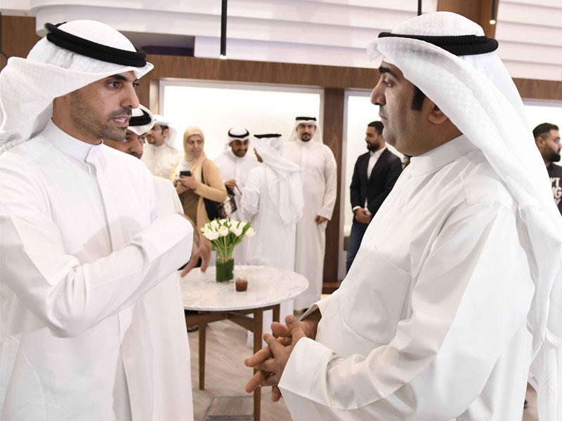 وزير التجارة والصناعة خالد الروضان والخرافي