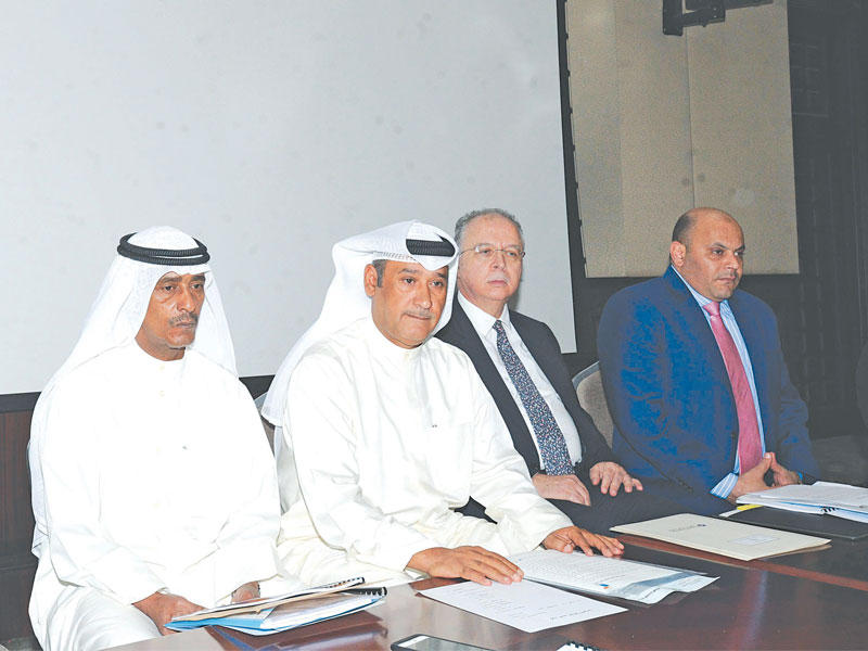 جانب من «العمومية»