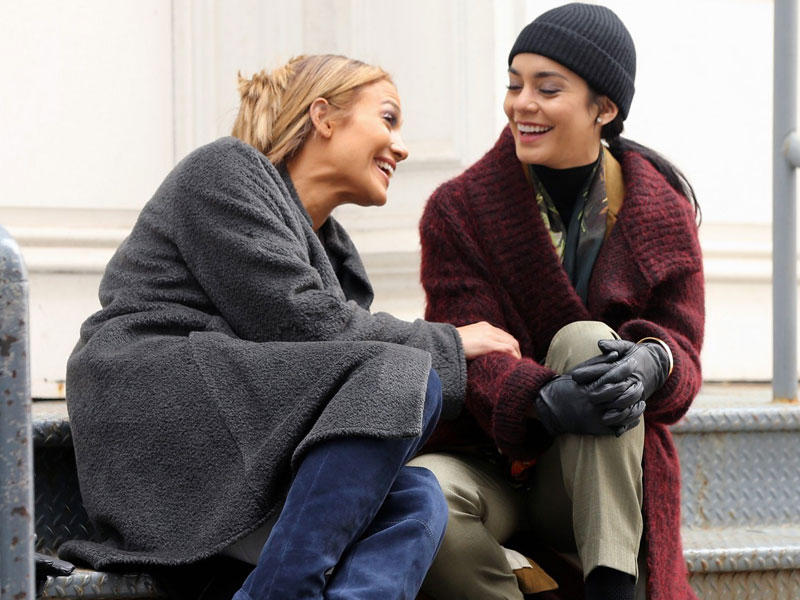 جنيفر لوبيز وفانيسا 