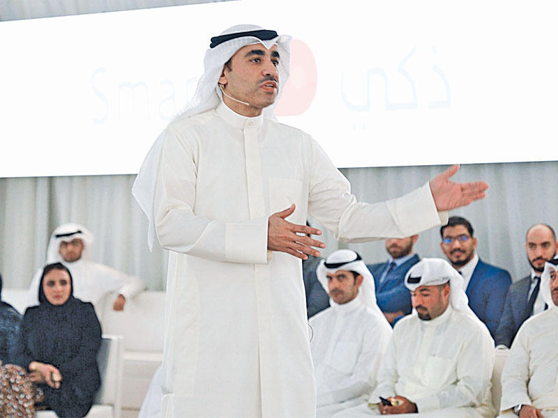 التويجري مستعرضاً الخدمة خلال المؤتمر