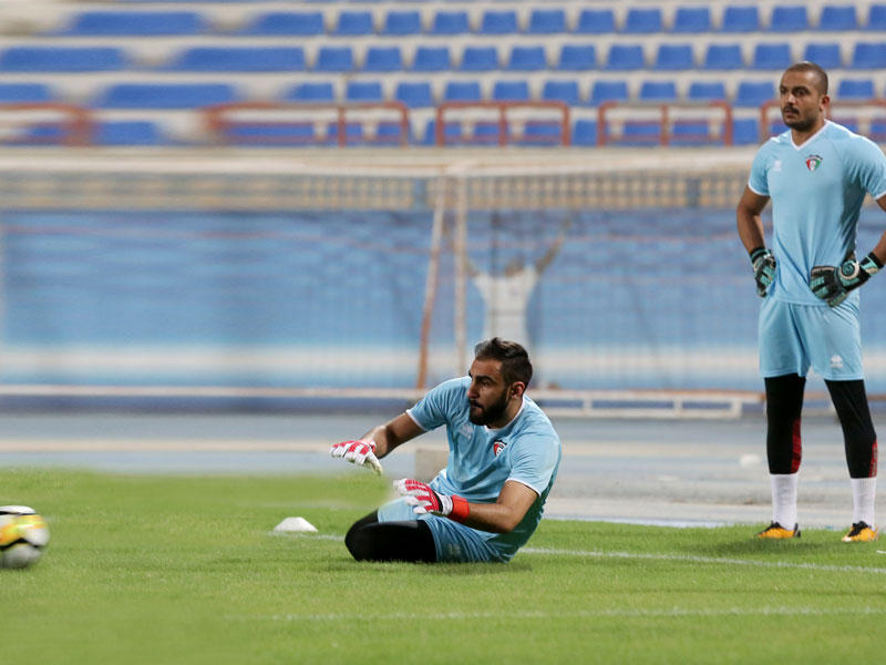 سليمان عبدالغفور خلال تدريب أمس الأول قبل تعرضه للإصابة