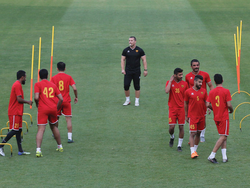 جانب من تدريب سابق لفريق القادسية