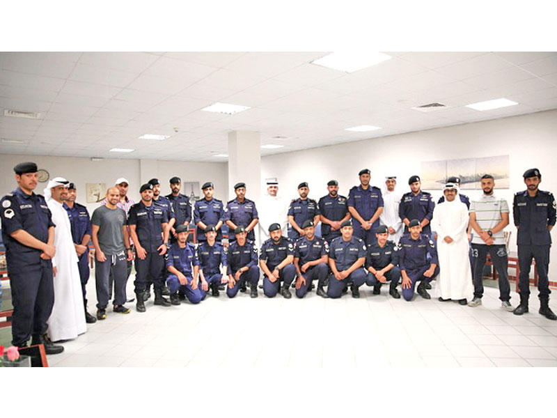 مشاركة «الإطفاء» مع رجال الأمن