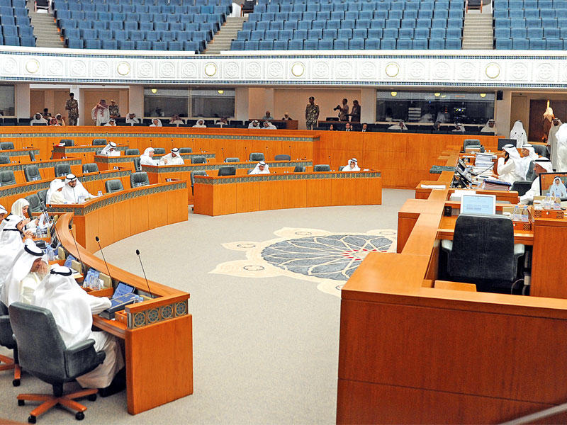 جلسة أمس 	(تصوير عبدالله الخلف)