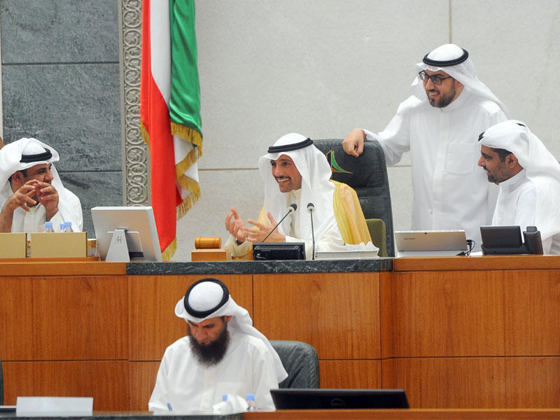 رئيس مجلس الأمة مرزوق الغانم أثناء الجلسة