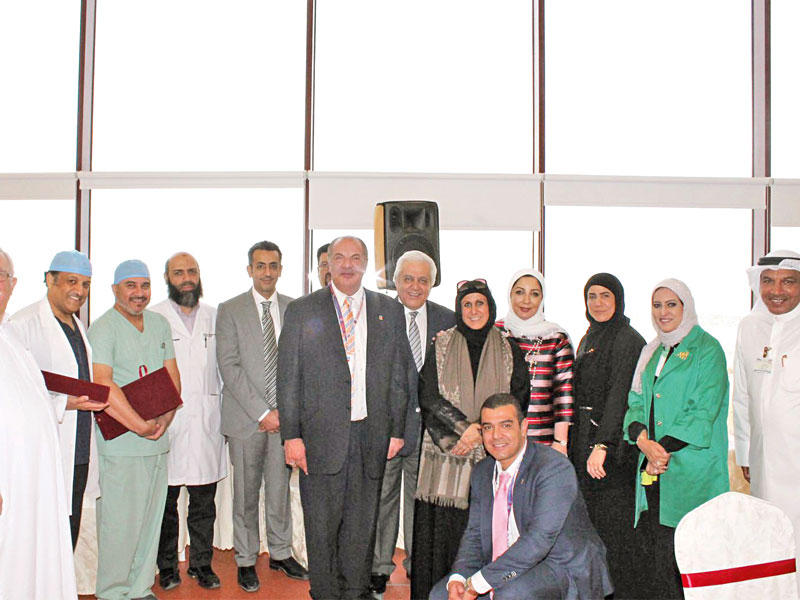 العسعوسي مع الفرق المكرمة