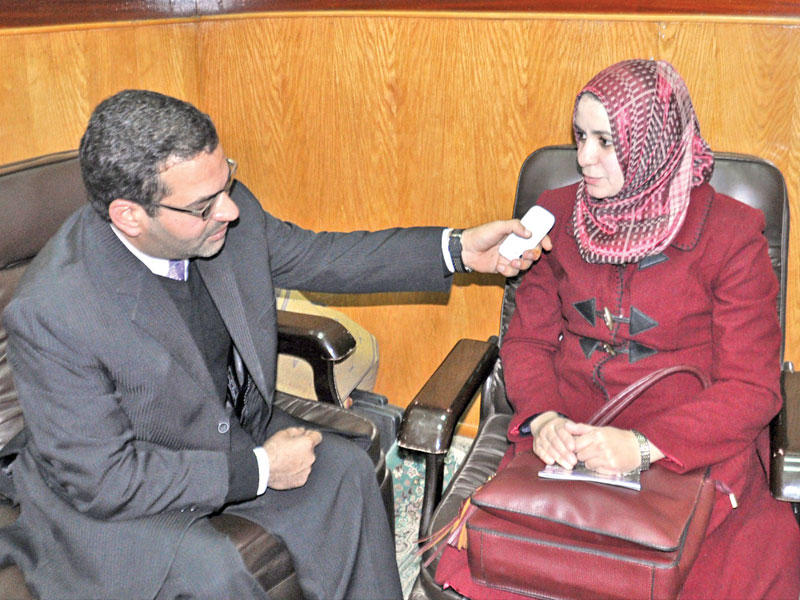 آسيا واعر متحدثةً إلى محرر «الجريدة»