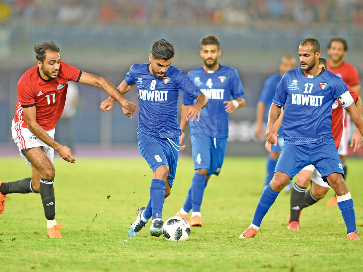 جانب من مباراة الكويت ومصر