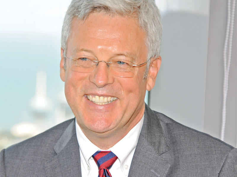  سفير ألمانيا الاتحادية لدى الكويت  كارل بيرغنر