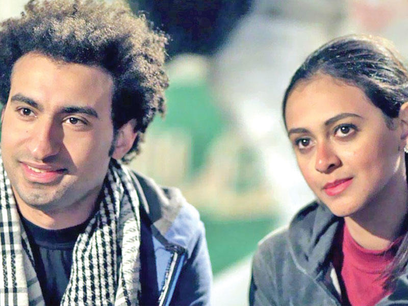 علي ربيع في مشهد من أعماله 