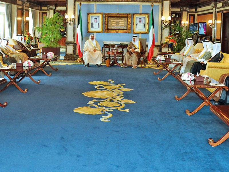 المبارك مستقبلاً الرومي و«البلدي» أمس