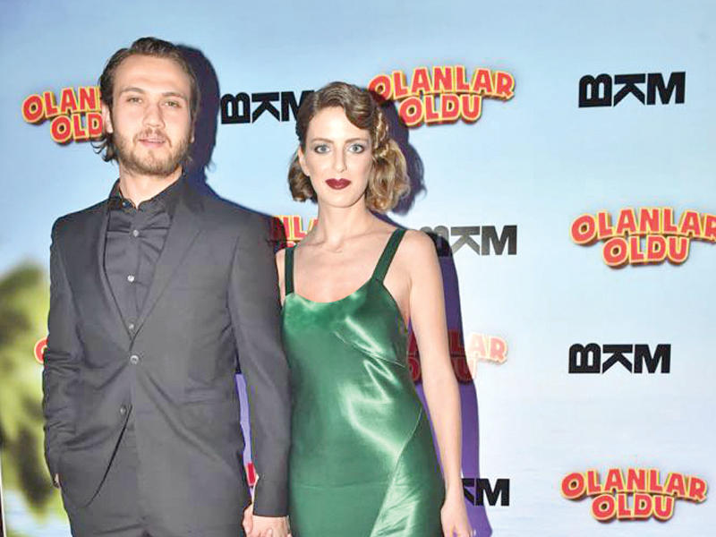 ​أراس بولوت إينملي وبيجي أونال