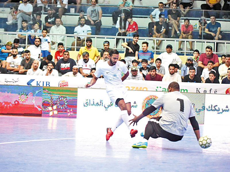 جانب من منافسات اليوم السابع عشر 