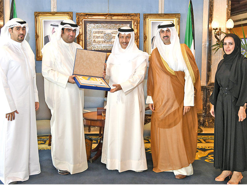 المبارك يتسلم تقريراً عن «كويت اكسبو 2018»