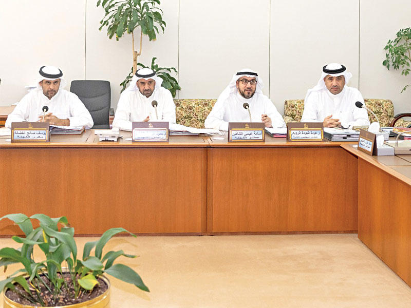 «الصحية» في اجتماعها أمس