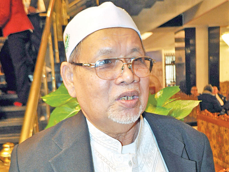 فيصل ليوان متحدثاً إلى محرر «الجريدة»