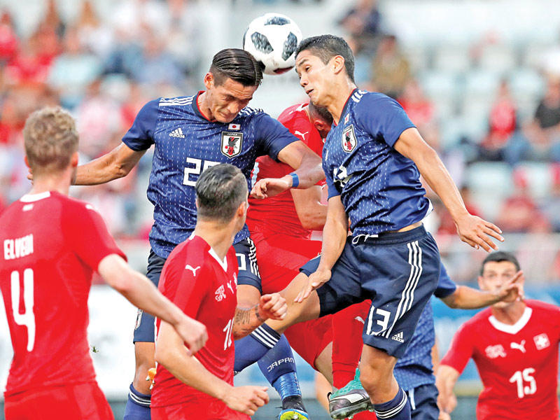 جانب من مباراة سويسرا واليابان