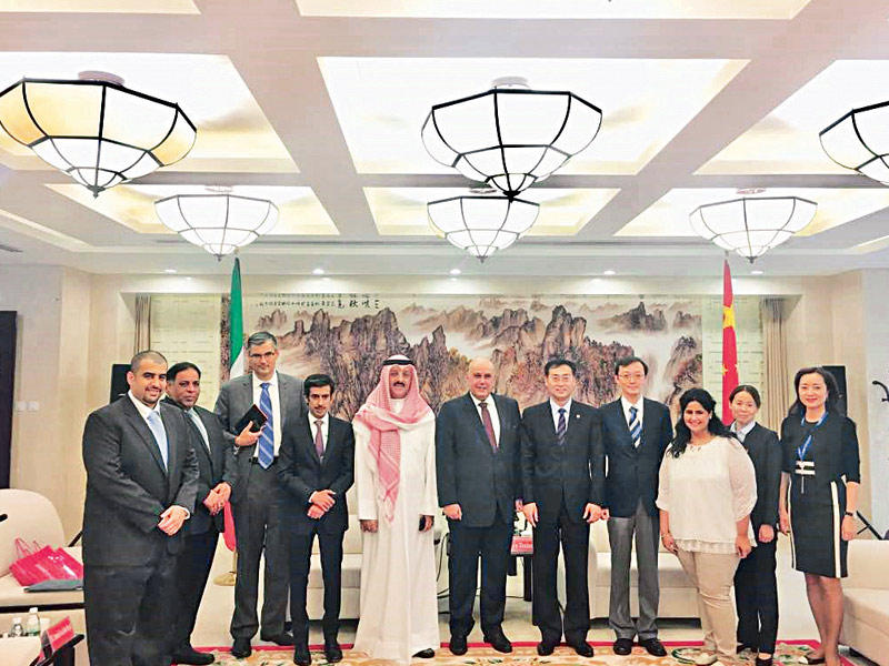 المشاركون في الاجتماع الكويتي - الصيني