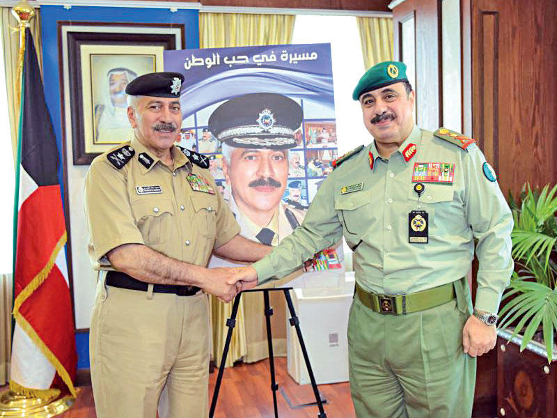 الرفاعي خلال تكريمه الدوسري