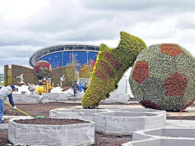 جانب من الأعمال بالقرب من ملعب كازان