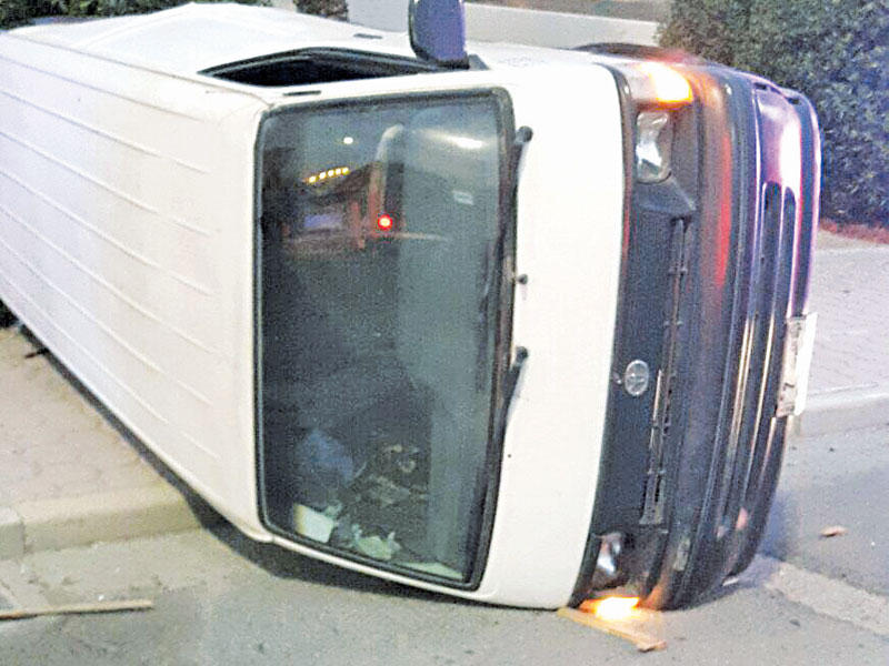 السيارة بعد الحادث