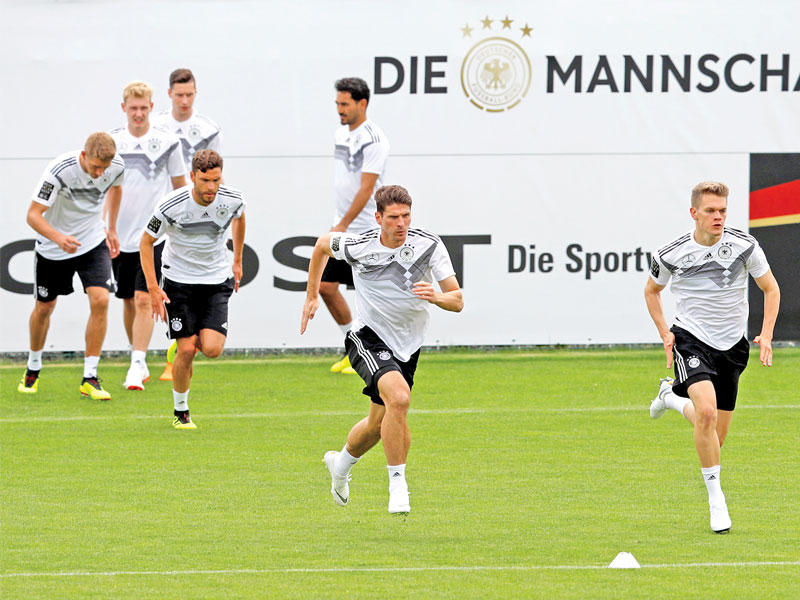 جانب من تدريبات المنتخب الألماني