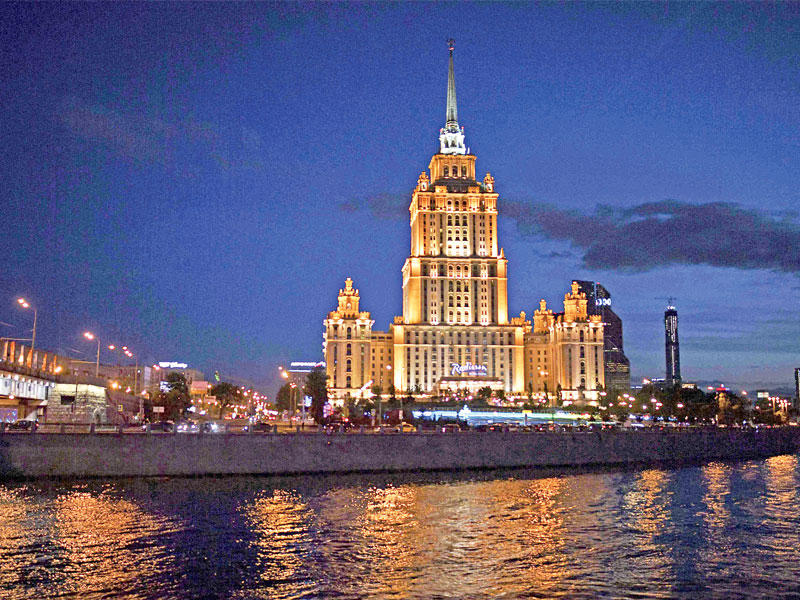 الفندق الذي سيُعقَد فيه كونغرس «الفيفا» في موسكو اليوم