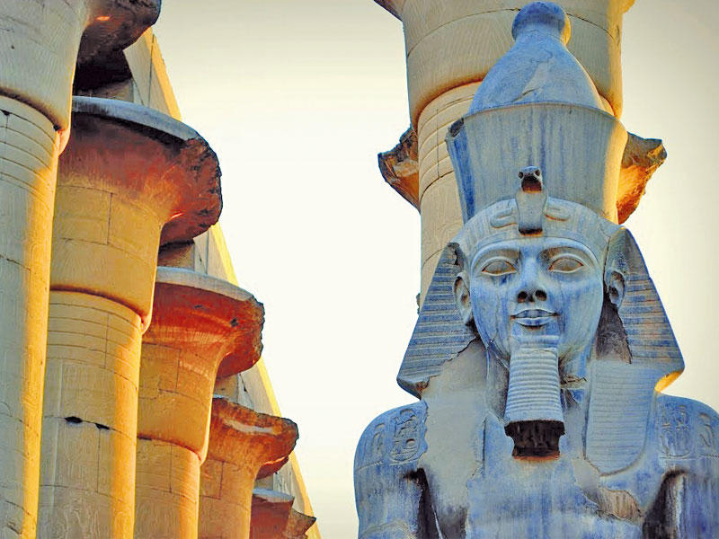 تمثال رمسيس