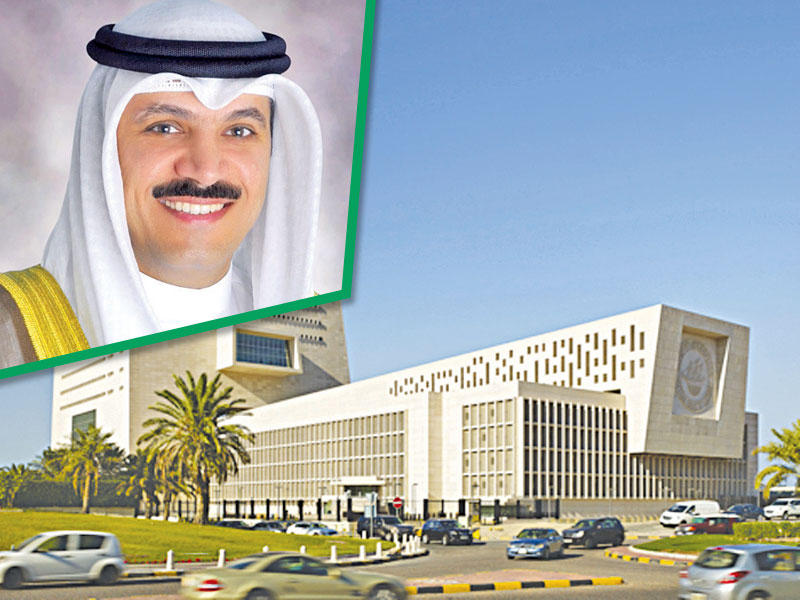  محافظ بنك الكويت المركزي، رئيس مجلس إدارة البنك د. محمد الهاشل
