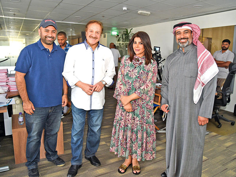 المنصور متوسطا نجوم مسلسل «روتين» 