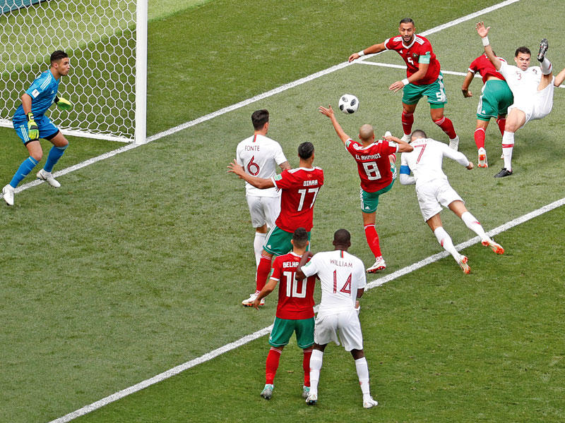 الحظ عاند المنتخب المغربي بشكل كبير في أغلب فترات اللقاء