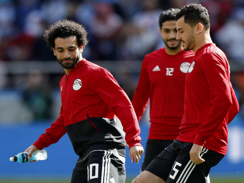 صلاح في تدريبات المنتخب المصري
