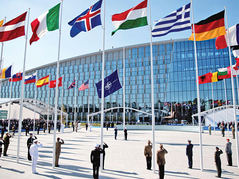 أعلام حلف شمال الأطلسي (الناتو)