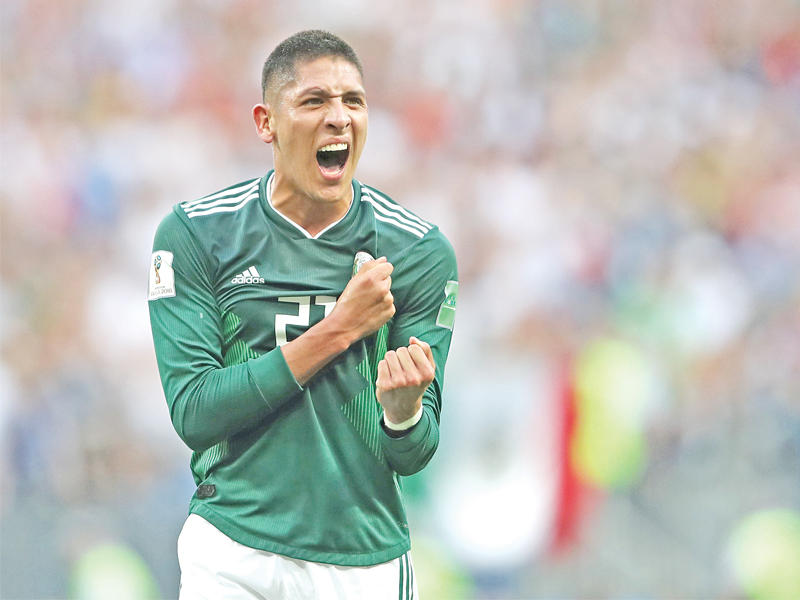 الفاريز نجم منتخب المكسيك