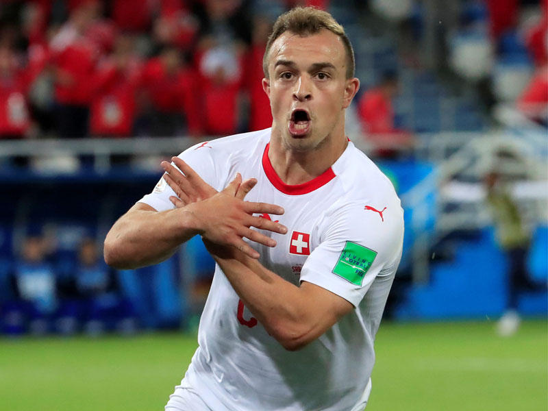 شاكيري نجم المنتخب السويسري