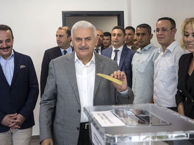 رئيس الوزراء التركي بن علي يلدريم