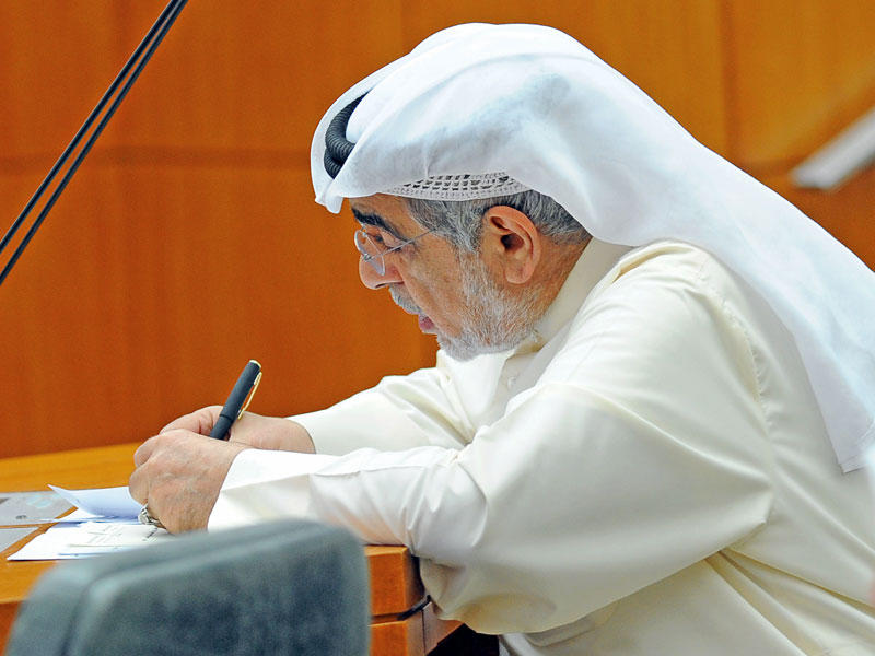 عبدالصمد خلال الجلسة