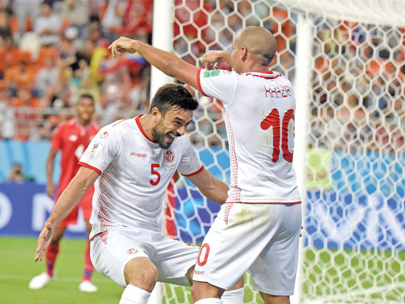 الخزري يحتفل بتسجيل الهدف 