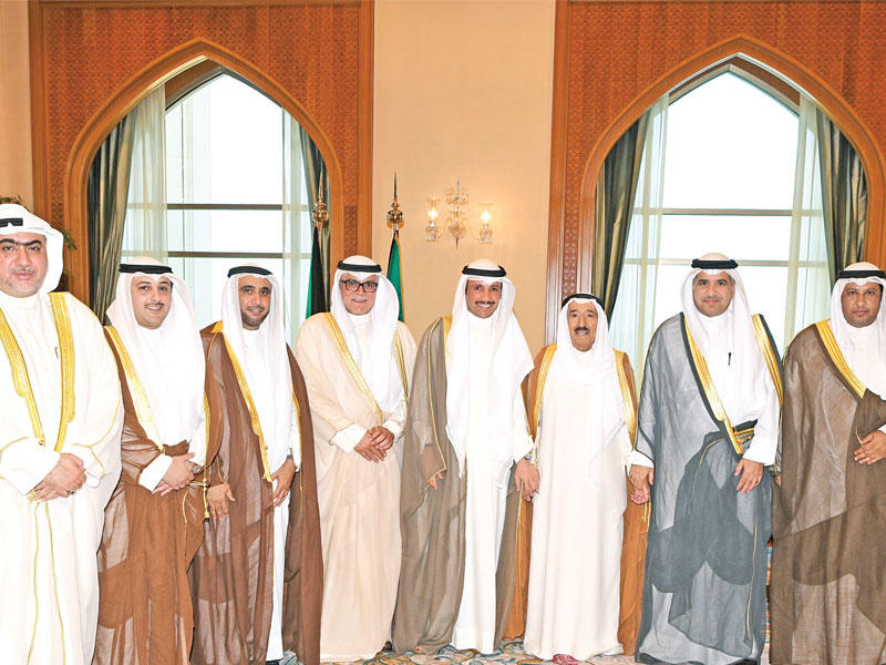 صاحب السمو مستقبلاً الغانم وأعضاء مكتب المجلس أمس
