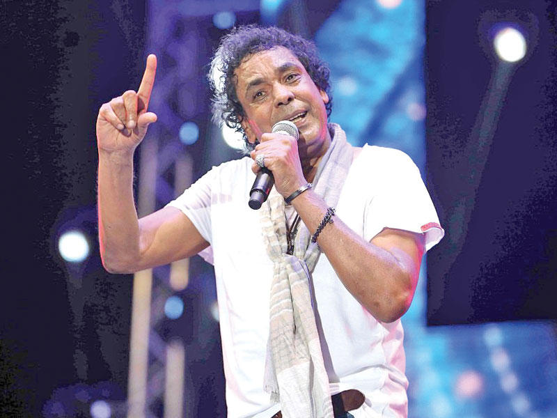  المغني محمد منير