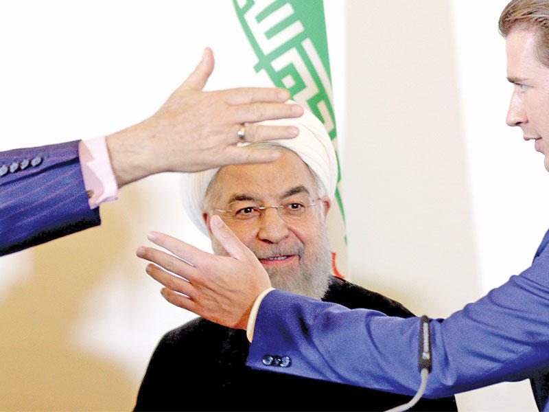 روحاني وكورثز في فيينا أمس (رويترز)