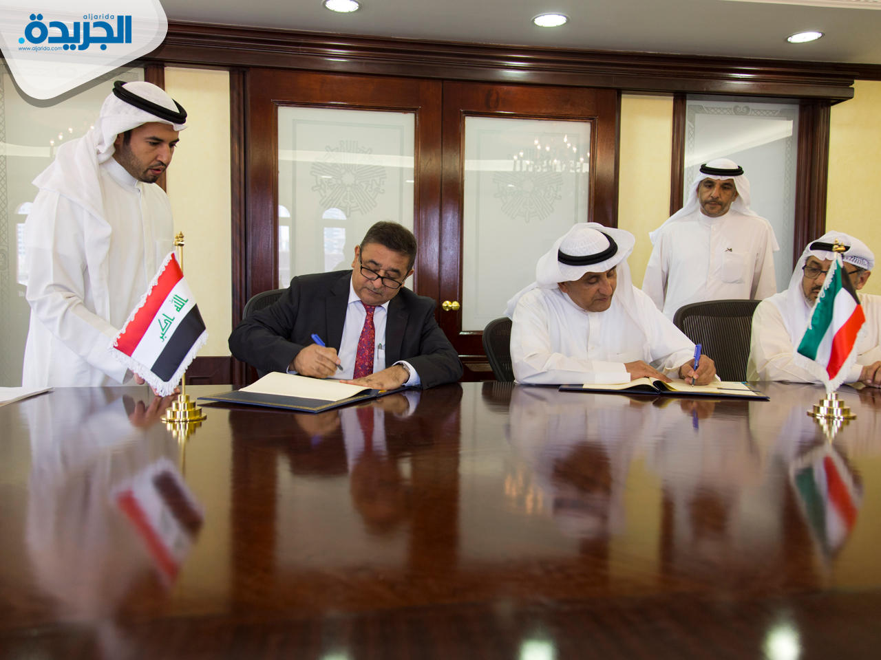 توقيع اتفاقية القرض