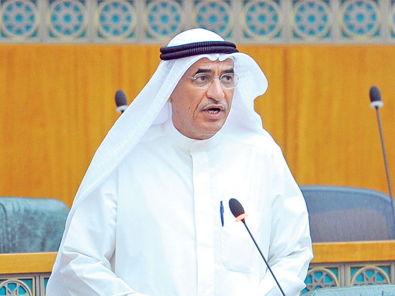 وزير النفط وزير الكهرباء والماء بخيت الرشيدي