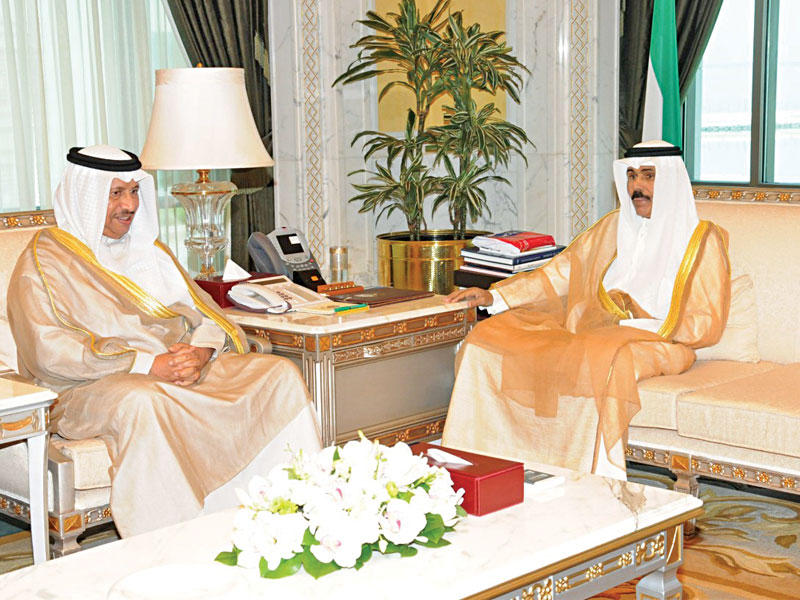 نائب الأمير مستقبلاً المبارك أمس