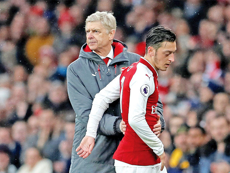 أوزيل وفينغر