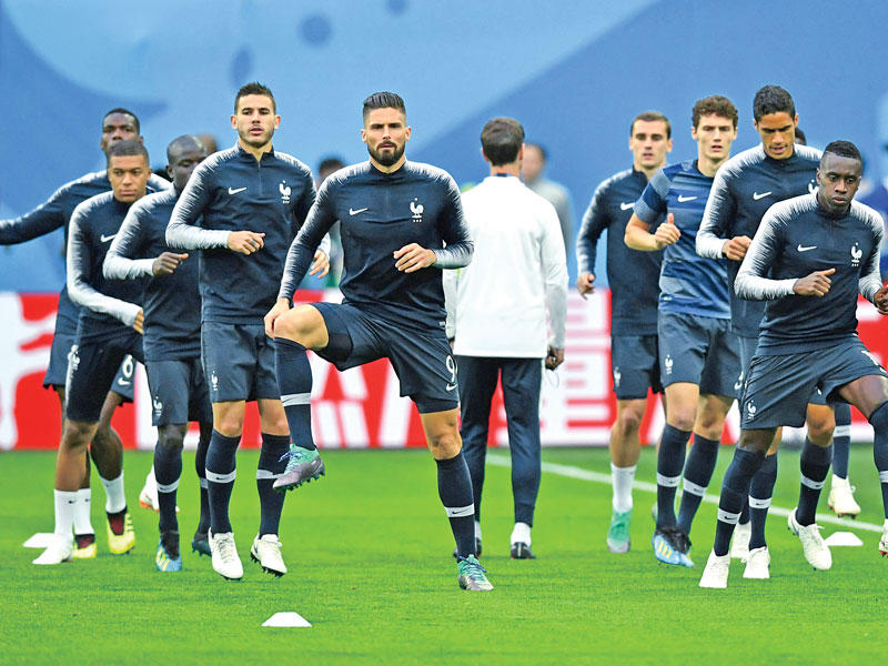 جانب من تدريبات المنتخب الفرنسي